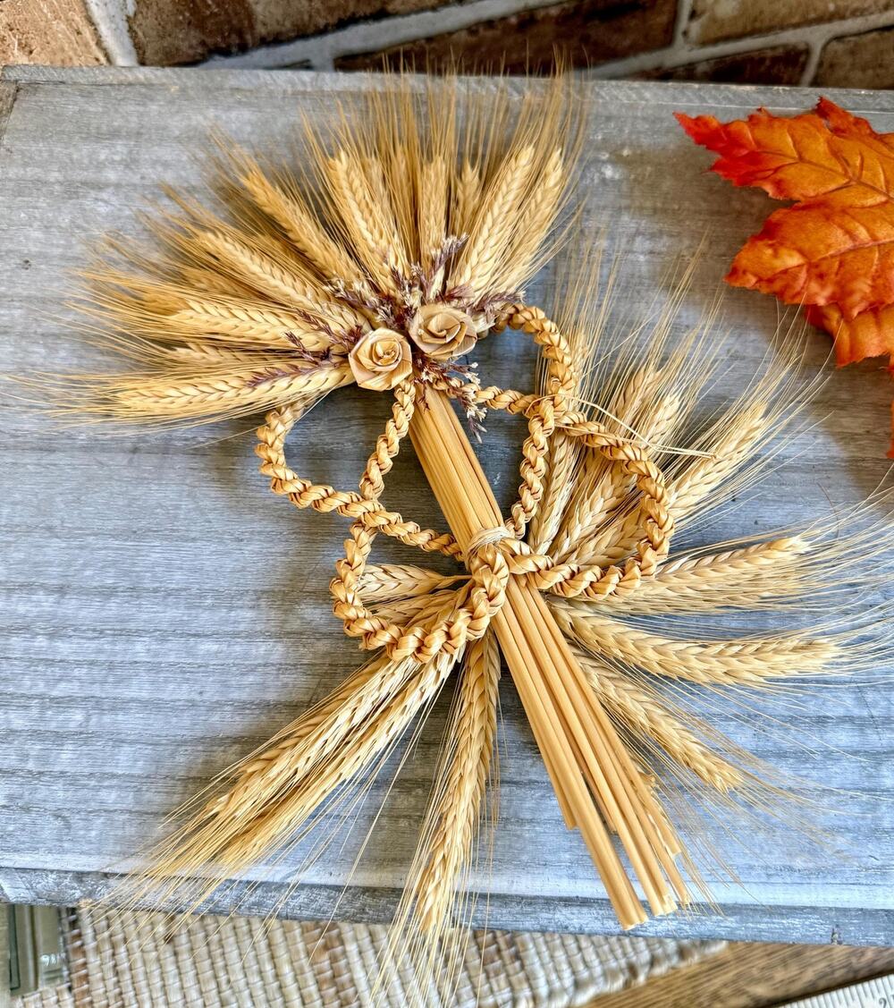 Vintage Wheat Weaving Corn Dolly | Lovers Knot Straw Folk Art